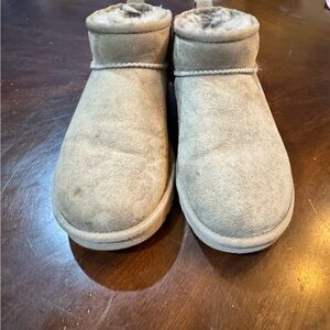UGG Caribou Ultra Mini’s